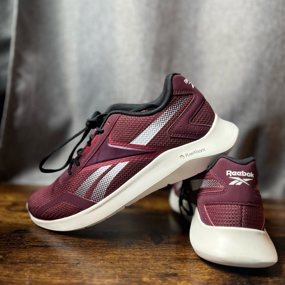 Size 9 - Reebok EnergyLux Red - Picture 2 of 9